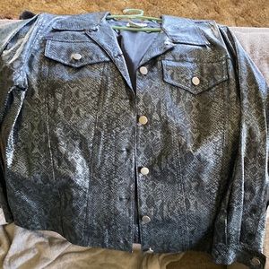 Fashion bug XL light weight leather jacket with satin lining and metal buttons